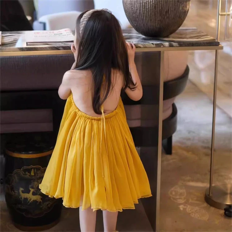 女童度假沙滩公主裙2025夏女宝露背吊带连衣裙夏季洋气黄色网纱裙