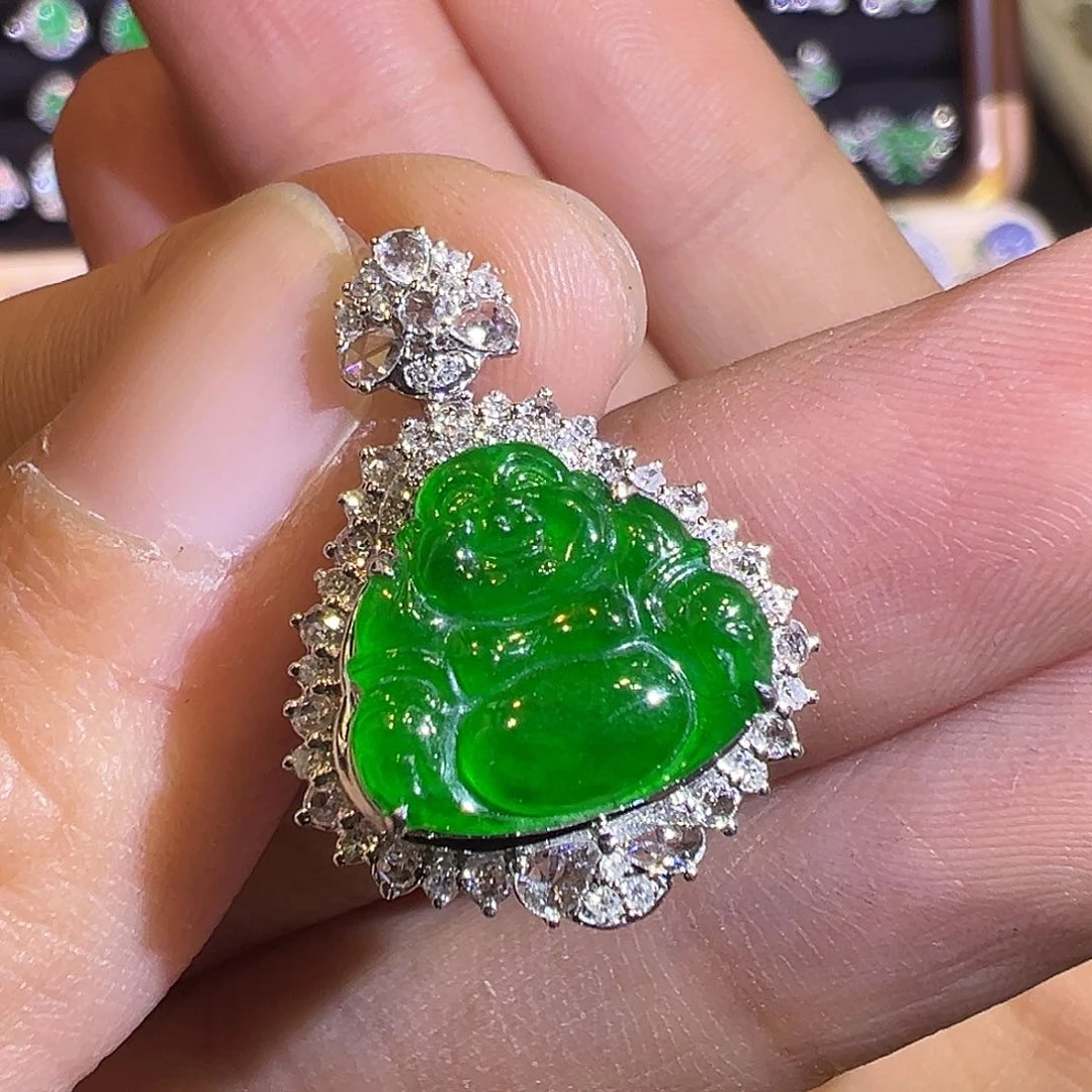 翡翠吊坠(赠链)18K金镶嵌满绿小佛公