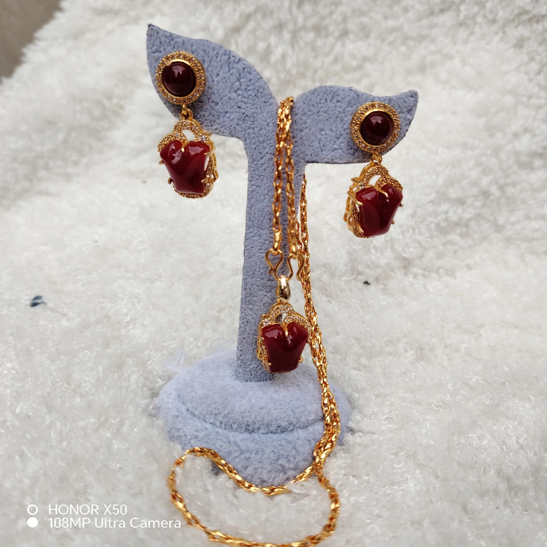 电镀金材质时尚网红ins耳坠项链两件套女士新款金色红色圆形耳环