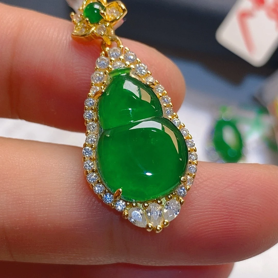 翡翠银S925镶嵌耳饰天然翡翠