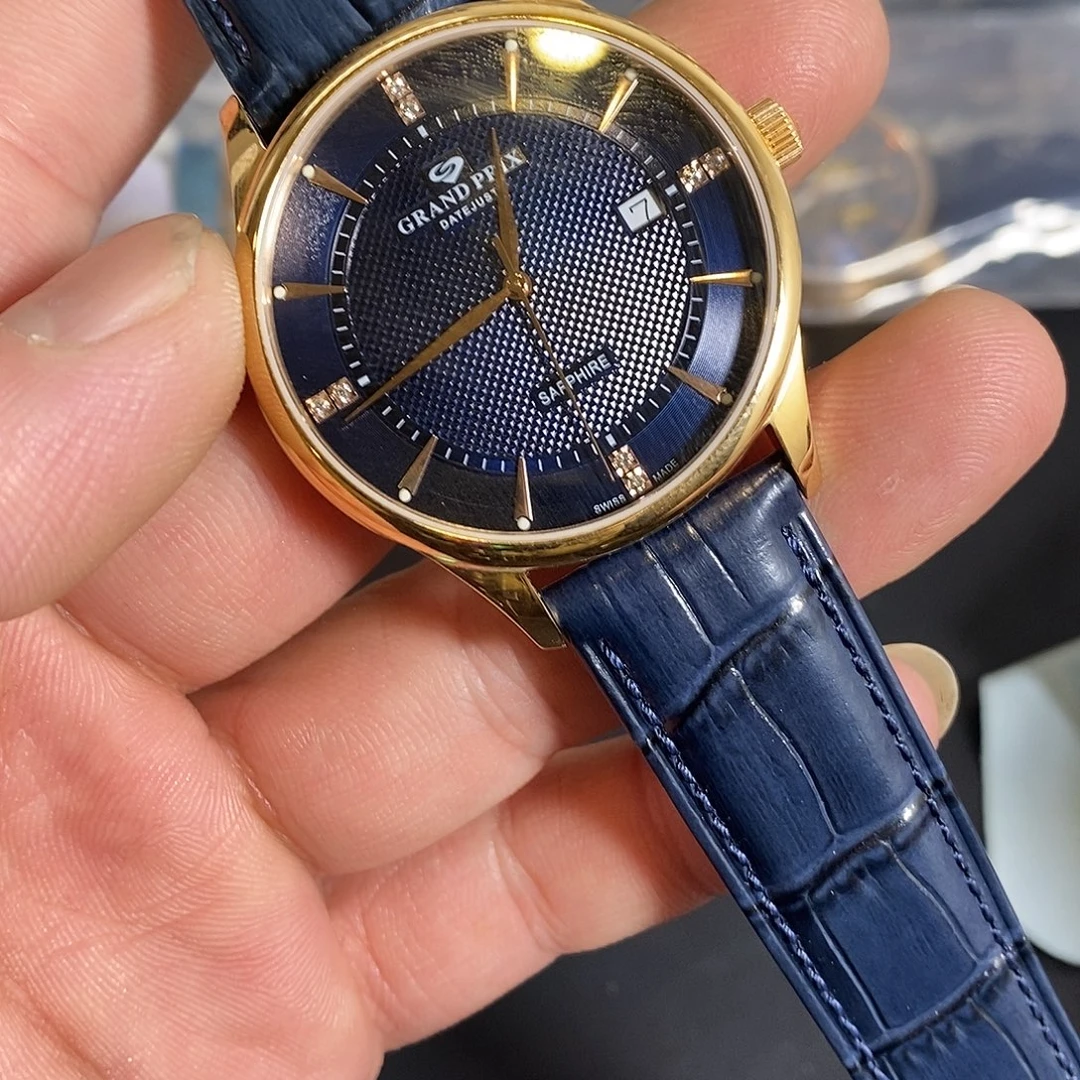 孤品瑞士朗达石英一只