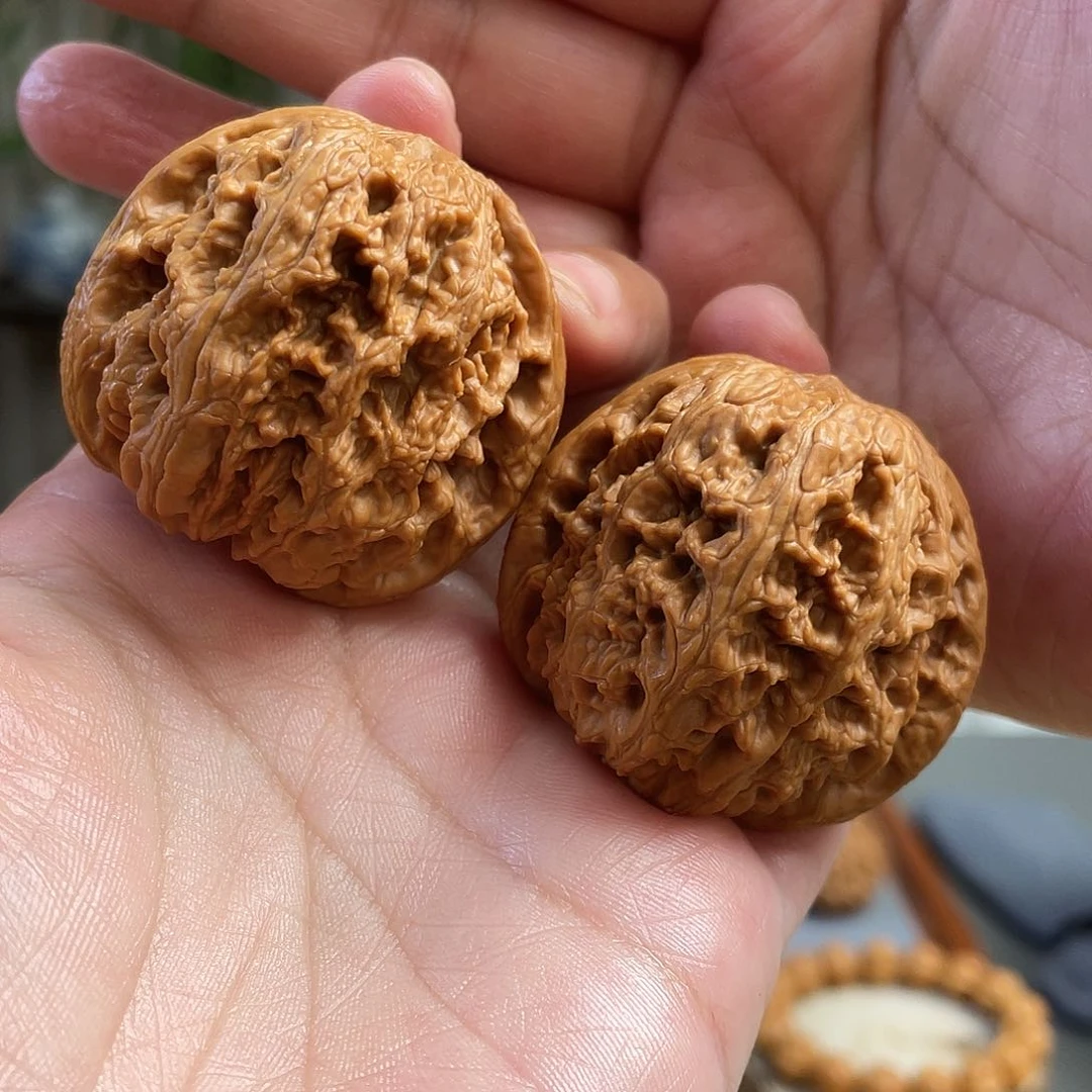 桃核把件44×43尺全品将军狮子头CN01047已打底