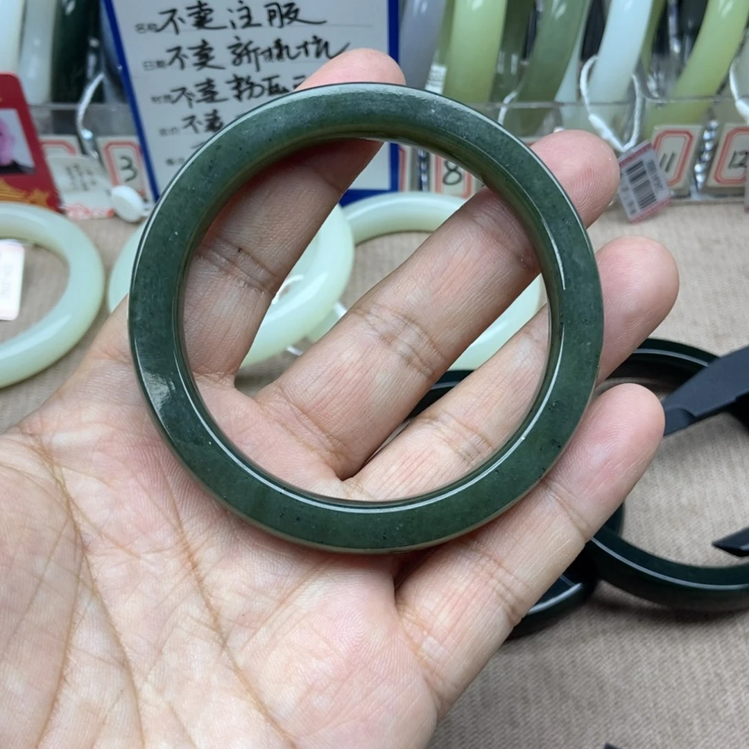 和田玉手镯未镶嵌心*?59