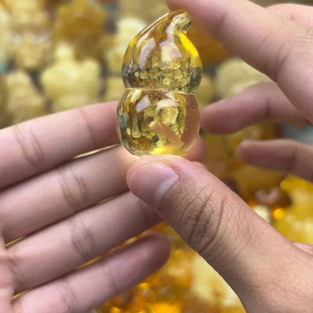 未镶嵌金珀裸石金珀吊坠打孔不退不换