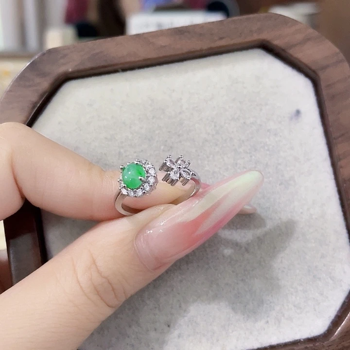 翡翠未镶嵌颈饰天然翡翠Ａ货