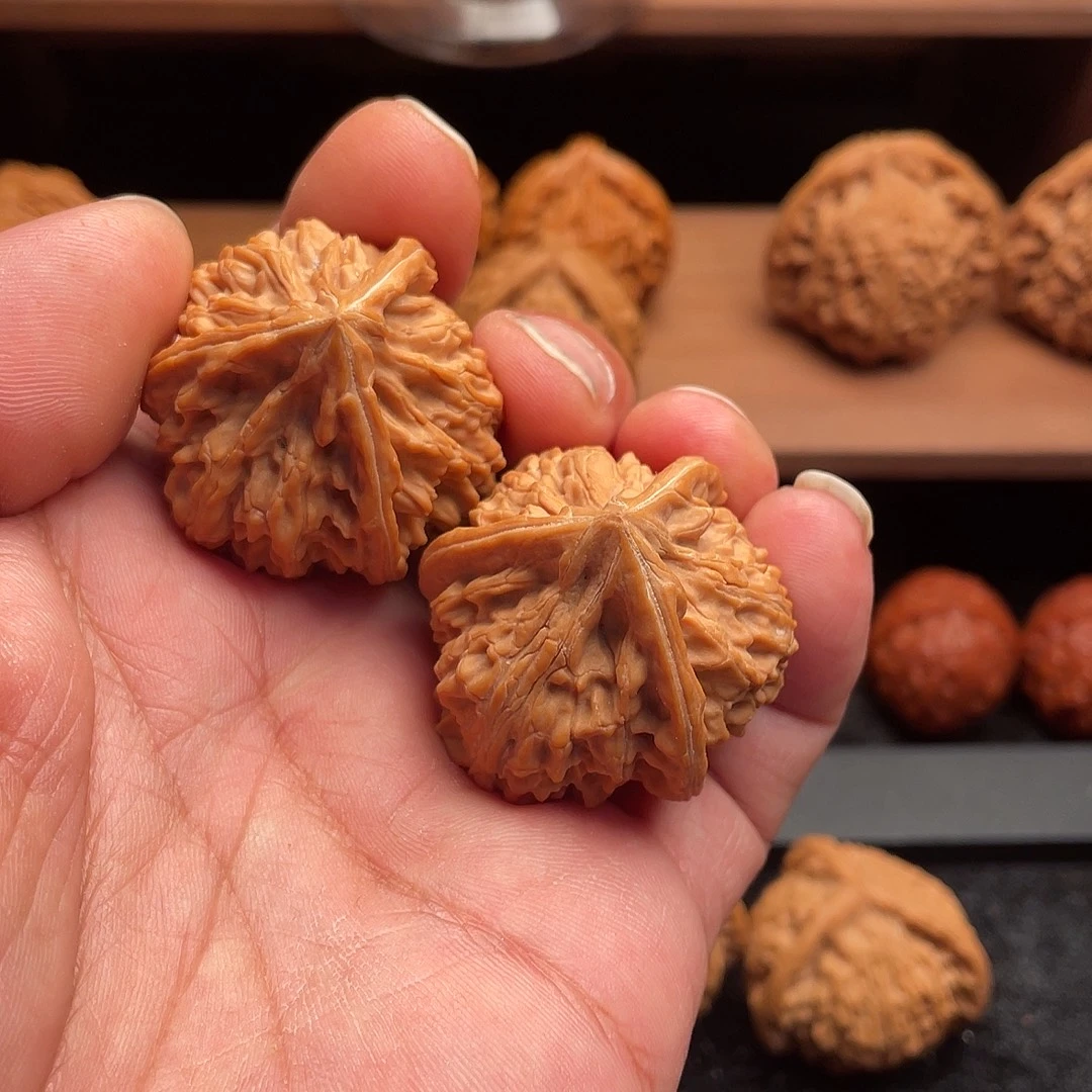 散***人吊坠文玩核桃文山三棱