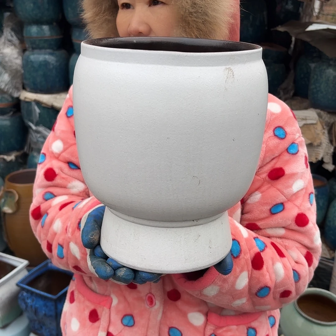 高度25厘米口径20厘米