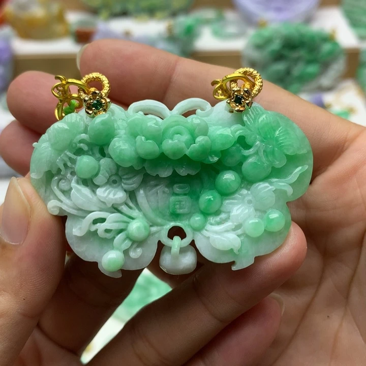颈饰未镶嵌翡翠翡翠
