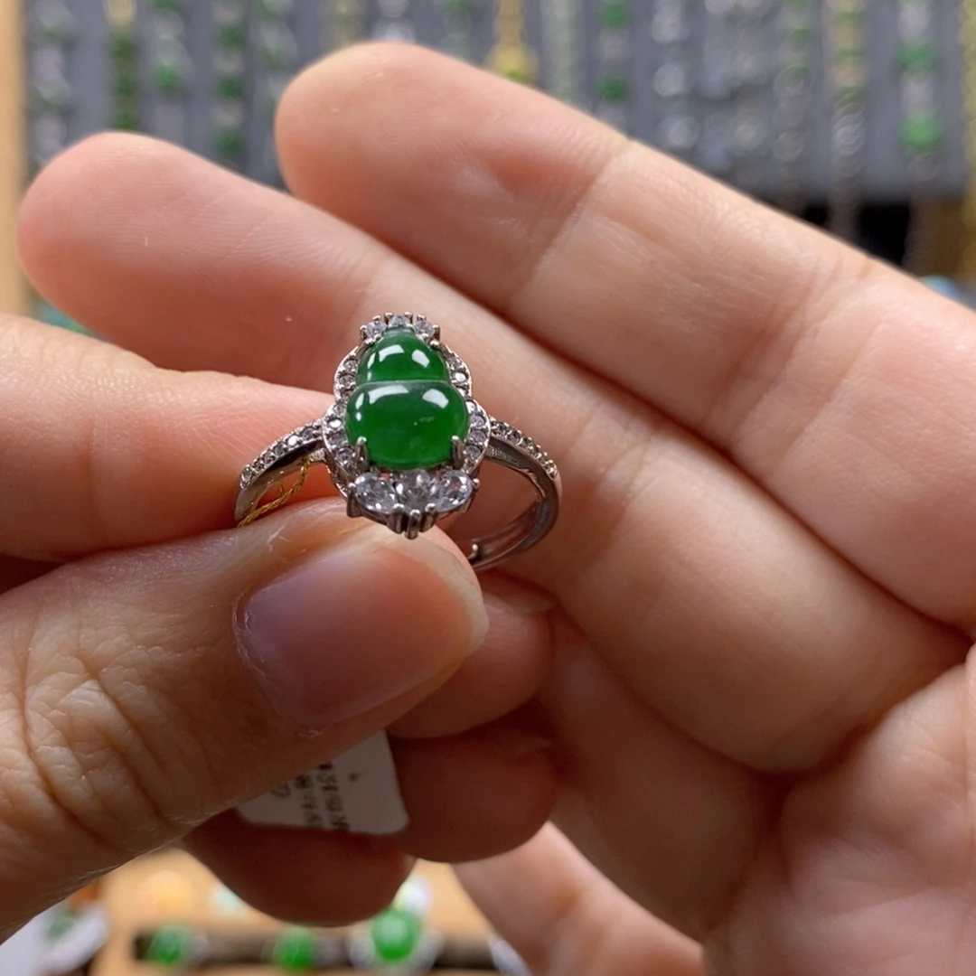 颈饰银S925镶嵌翡翠雯*9×7