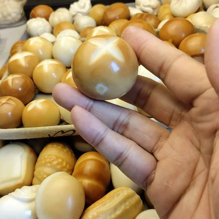 吊坠菩提根/象牙果39十字包