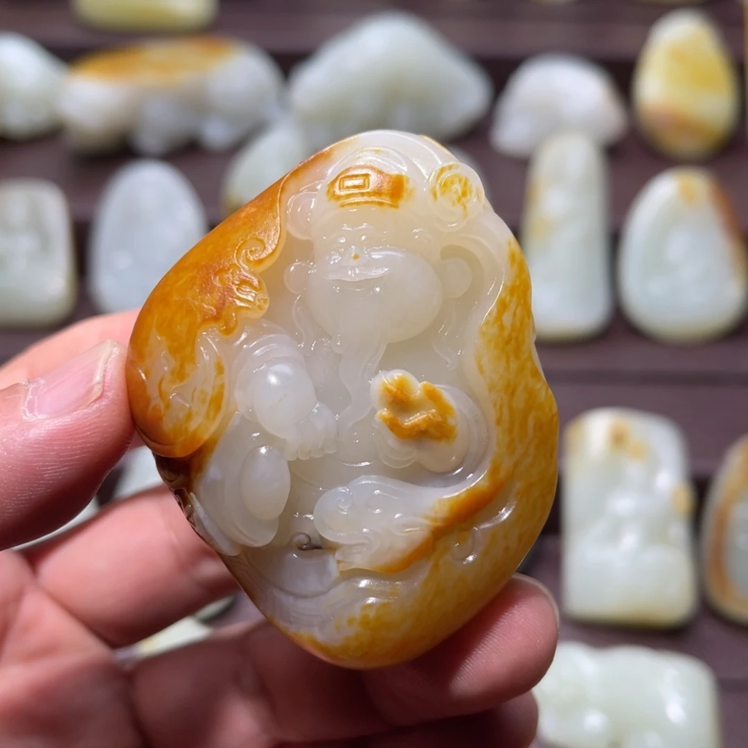 和田玉未镶嵌颈饰