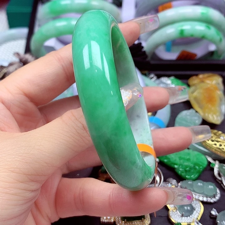 未镶嵌手镯翡翠翡翠