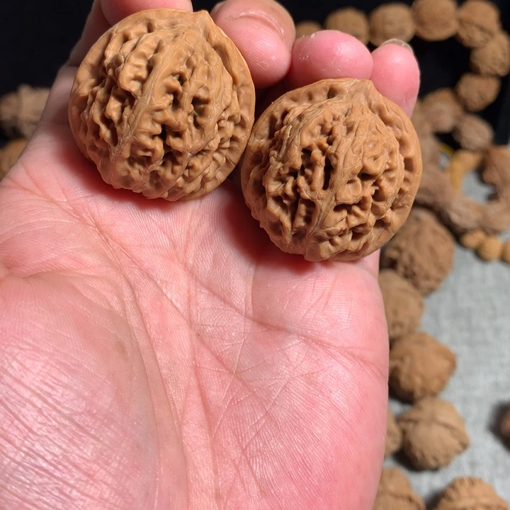 狒***子吊坠桃核全品38凤凰台