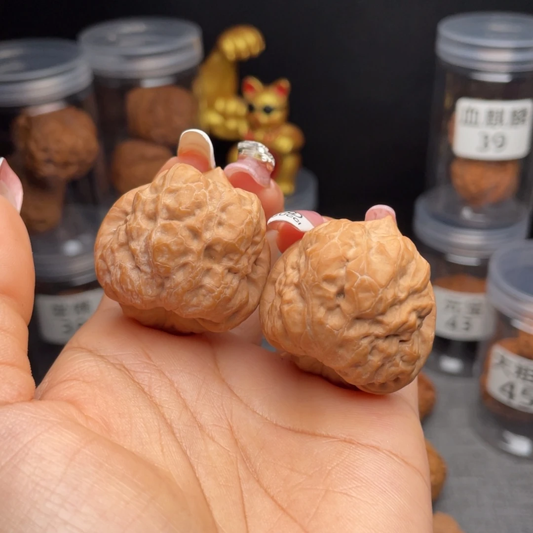 文玩核桃把件三角古蟾