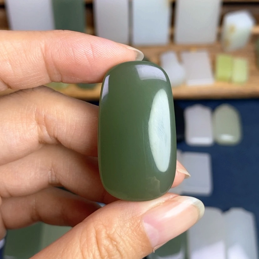 【闪购商品】颈饰未镶嵌和田玉遥**期