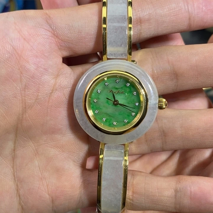 石英机芯精钢鳄鱼皮香**?翡翠手表