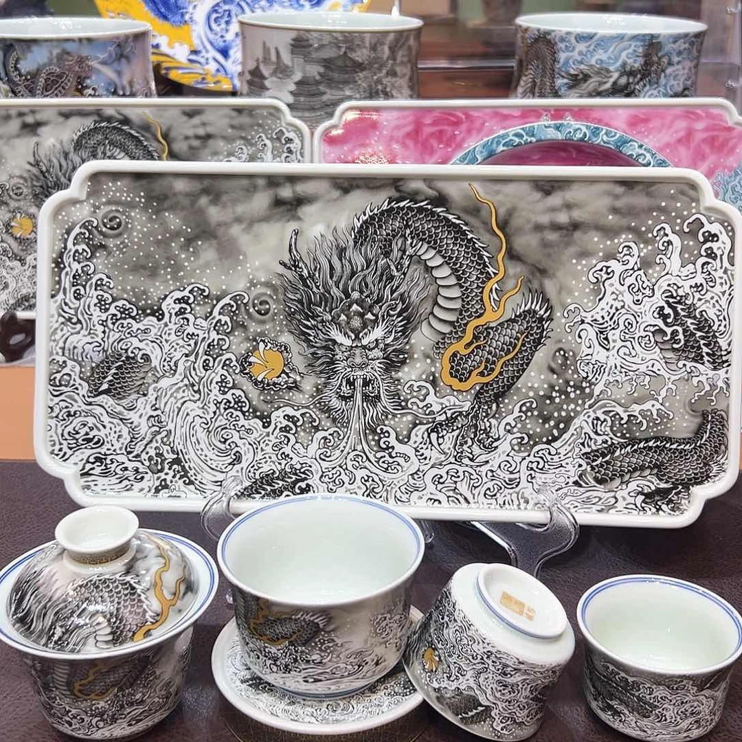 摆件景德镇市和上海浦东国际会我的最大特色