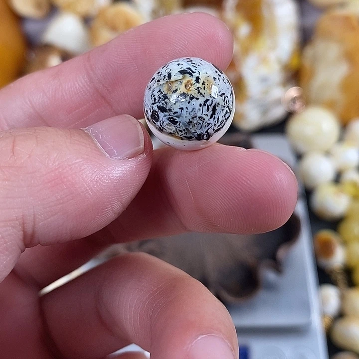 琥珀未镶嵌珠宝奇石我