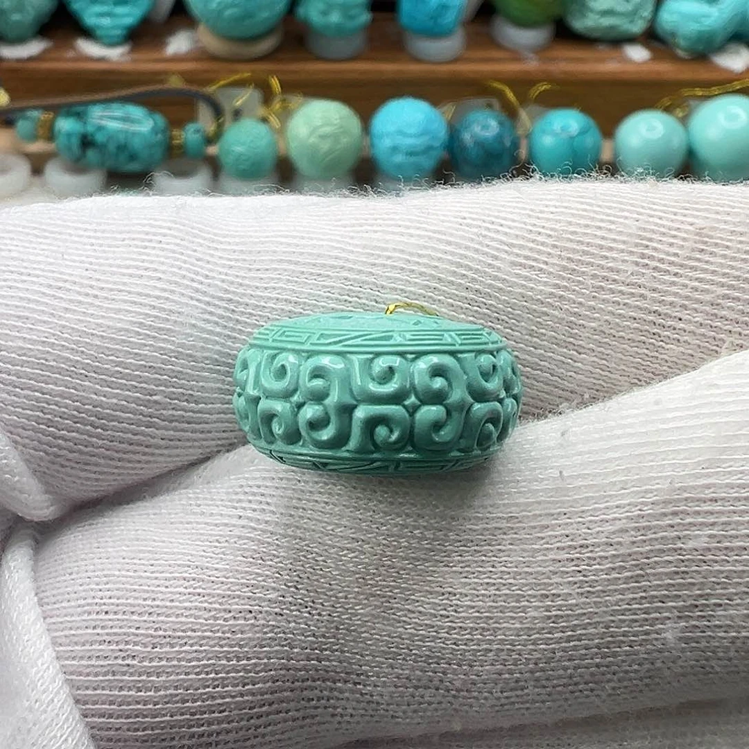 绿松石配饰未镶嵌