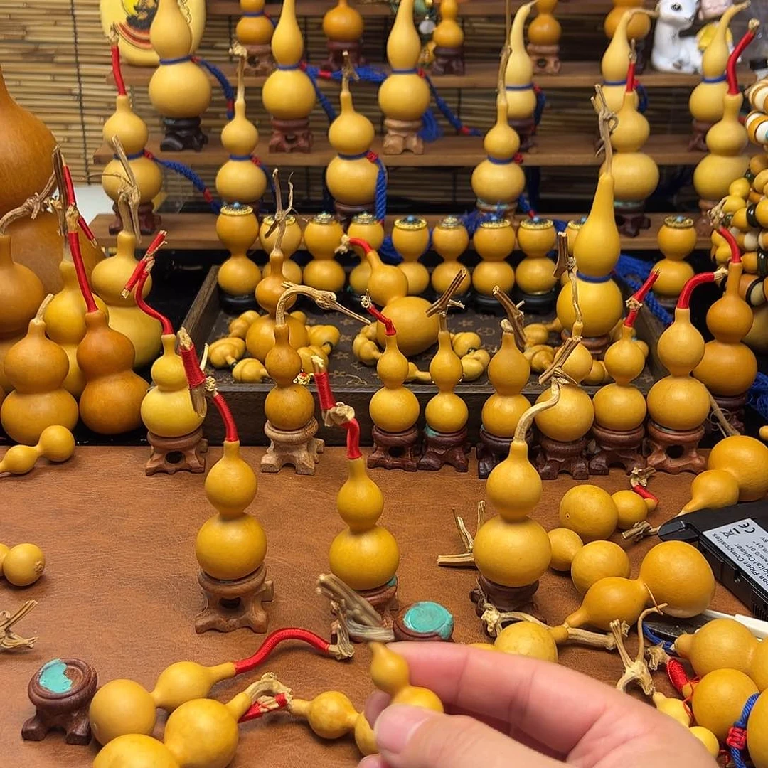 斌***0我在外面吃饭呢你在哪了我