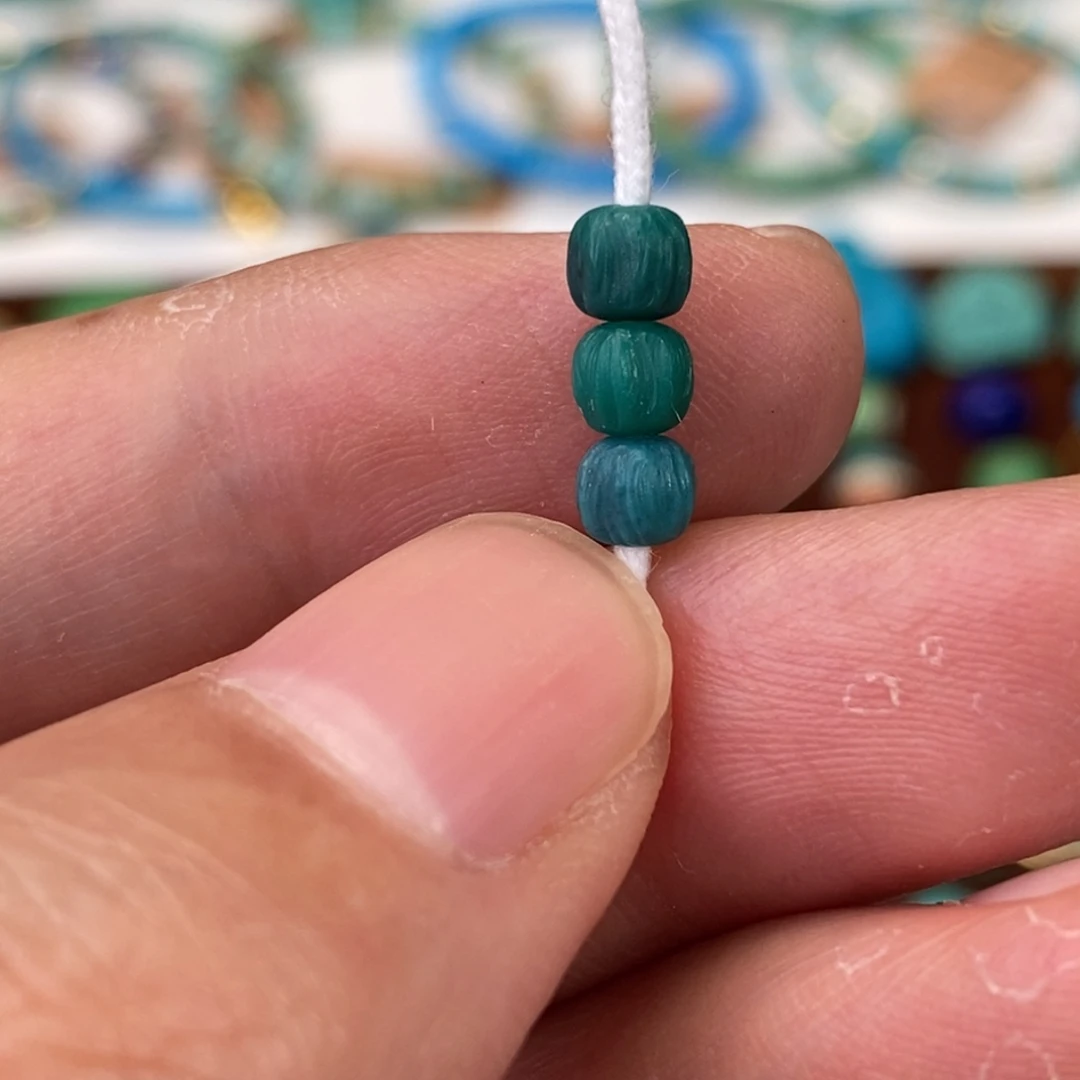绿松石未镶嵌隔珠4.5