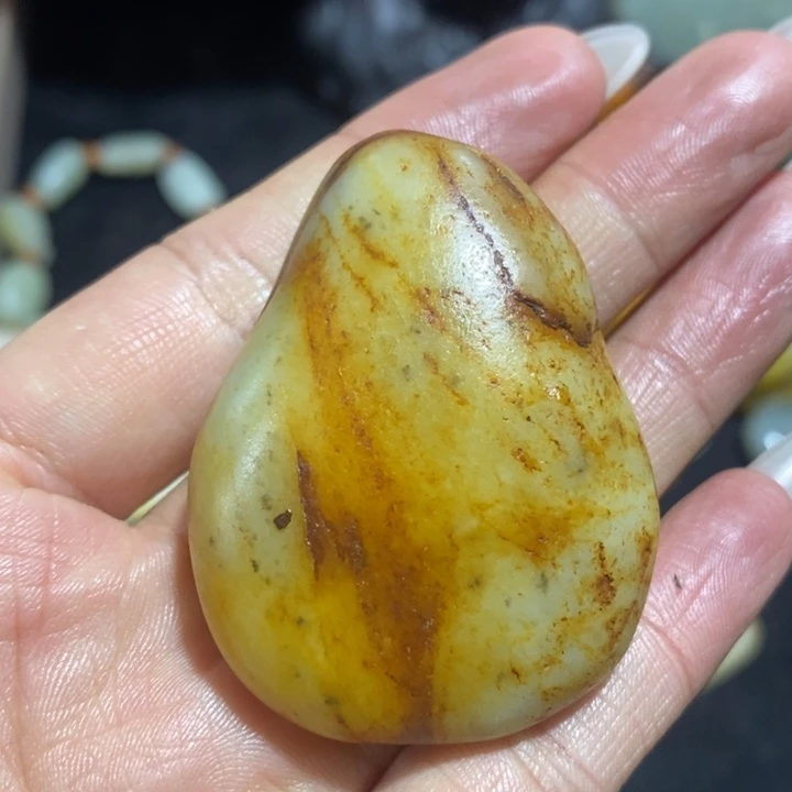 未镶嵌和田玉（糖玉）挂件