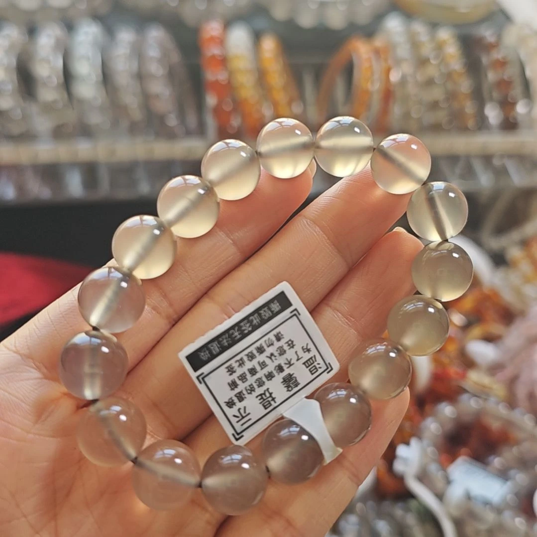 莫***玛瑙/玉髓未镶嵌手串