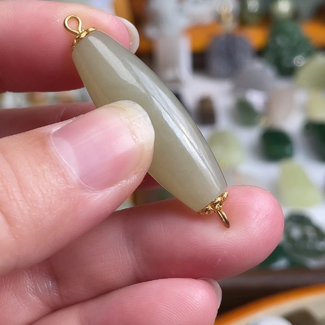 和田玉未镶嵌珠宝半成品