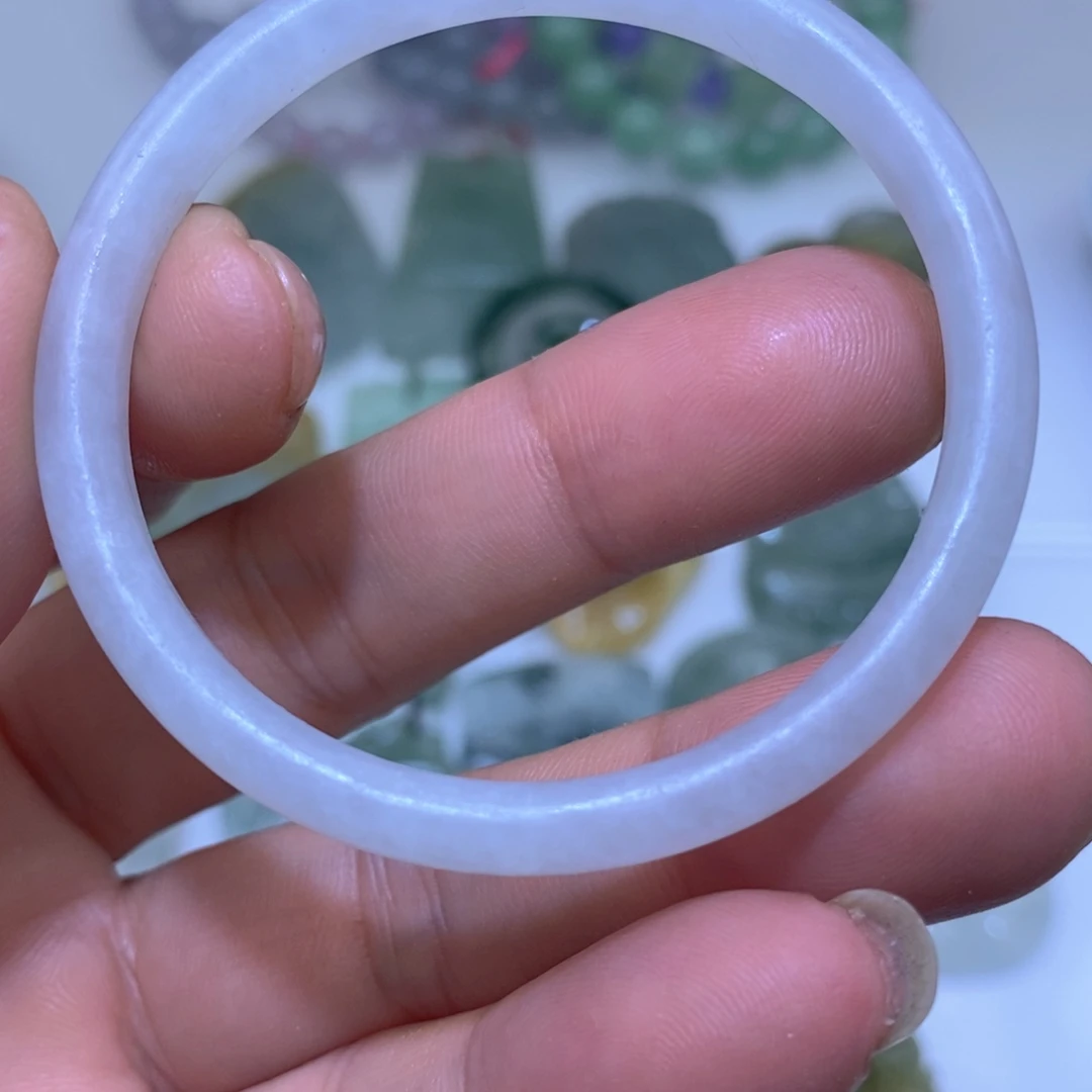 定制翡翠未镶嵌童手镯