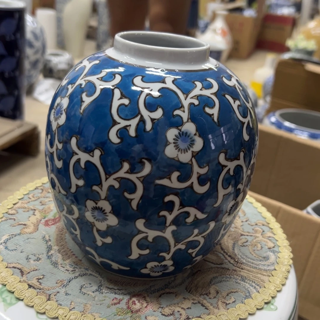 瓷片微瑕青花瓷器值得收藏