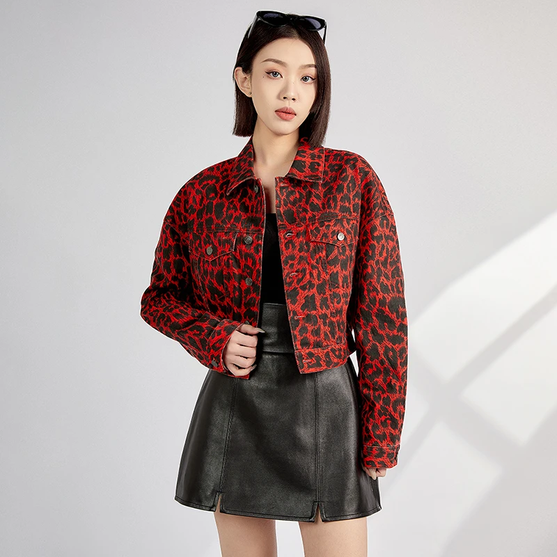 阿玛施AMASS经典复古风做旧水洗宽松短款红色豹纹牛仔外套5400820