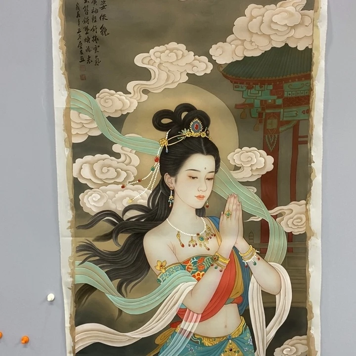 手绘作品等多种形式进行