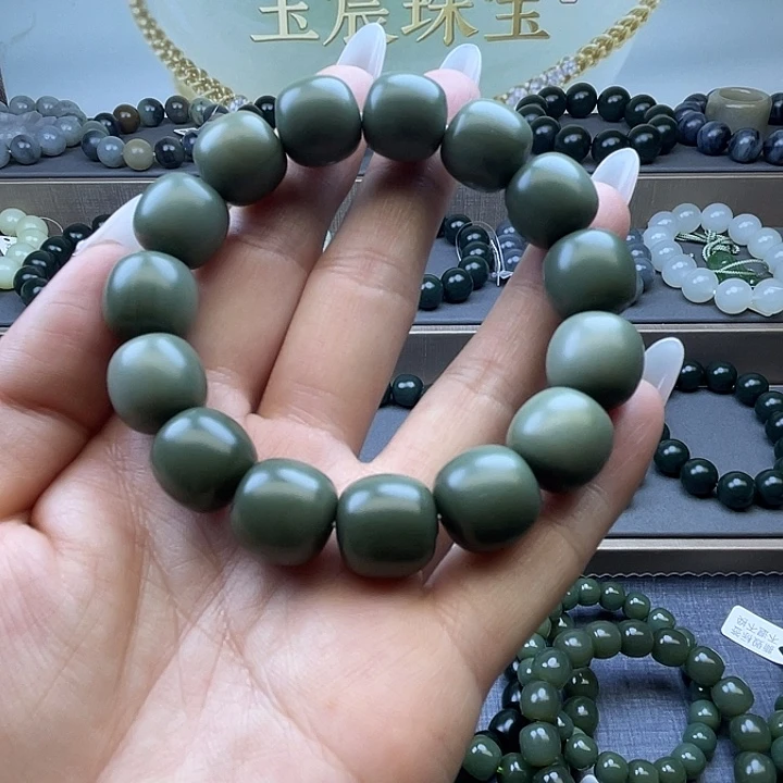 未镶嵌手串和田玉