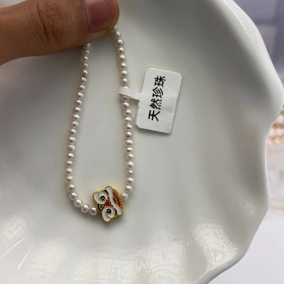 未镶嵌淡水珍珠颈饰