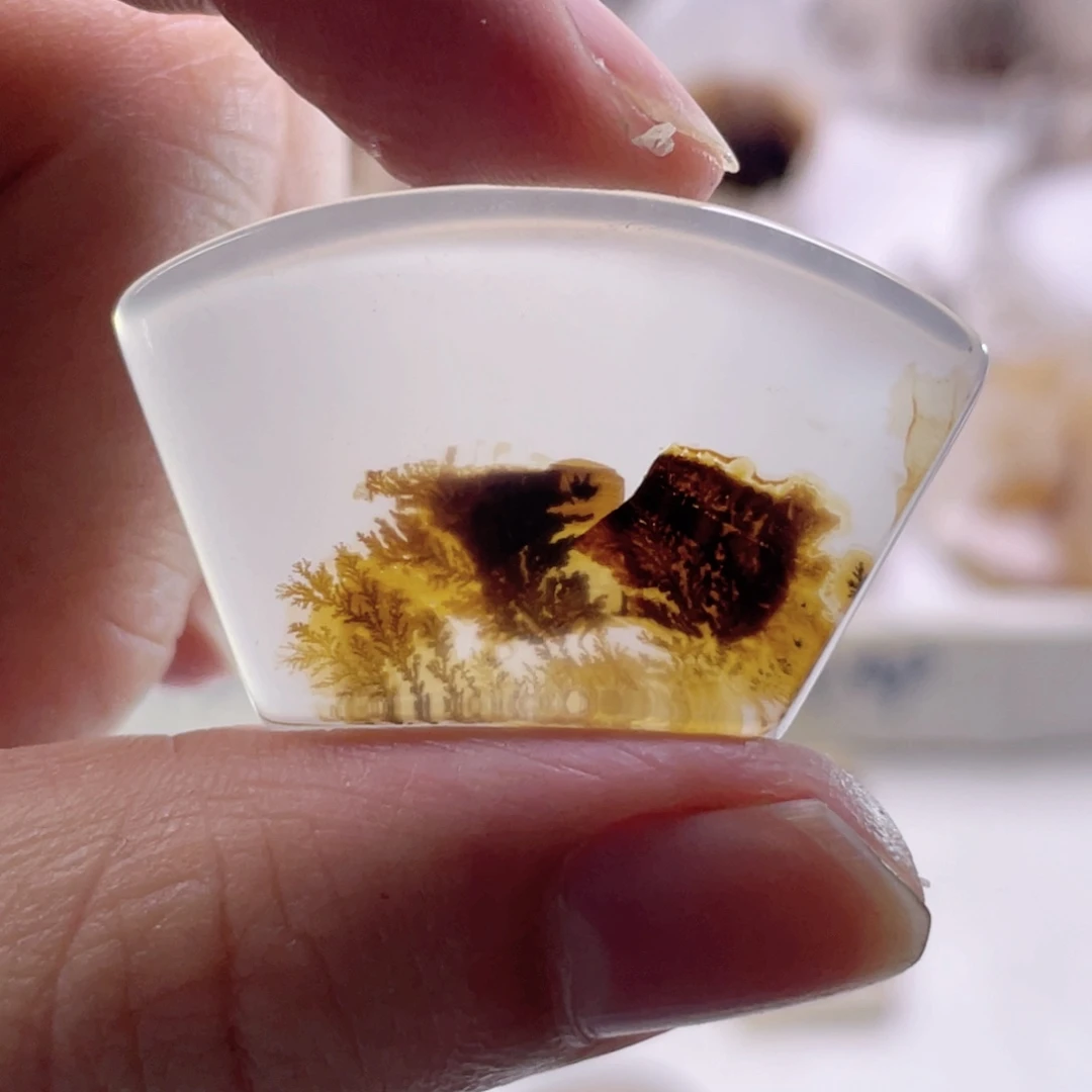 玛瑙/玉髓未镶嵌珠宝奇石