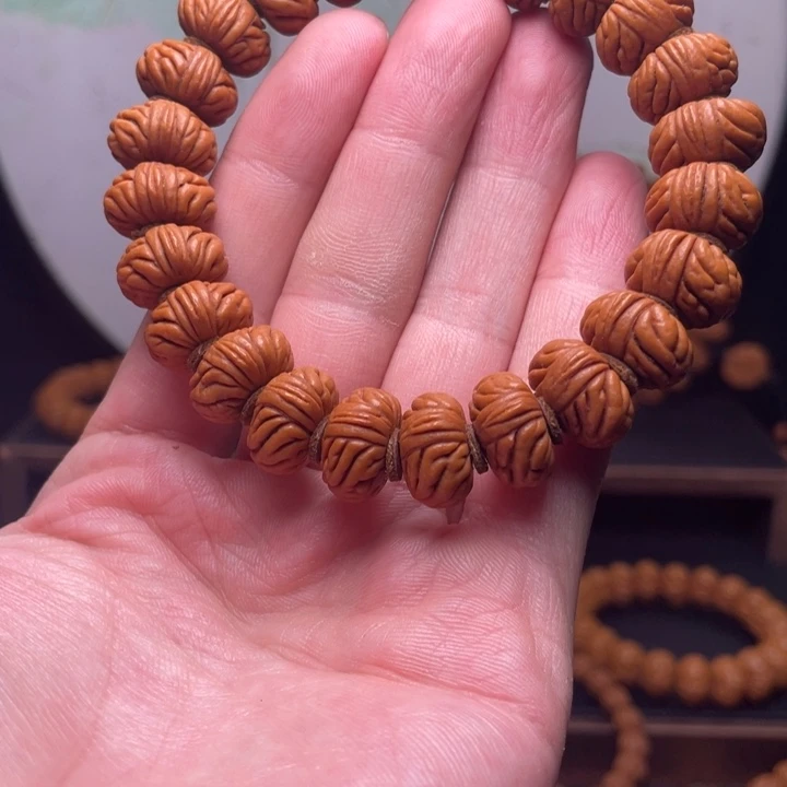 京***味桃核手串15大肠手串