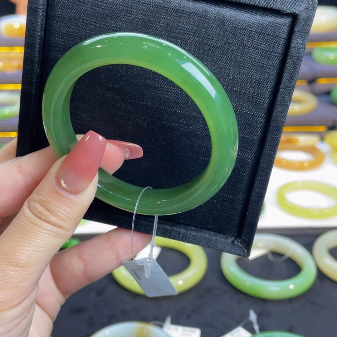 未镶嵌手镯和田玉碧玉手镯53