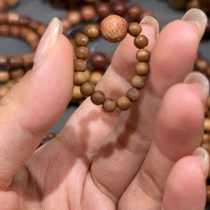 其他檀香木瑕疵戒指0.4