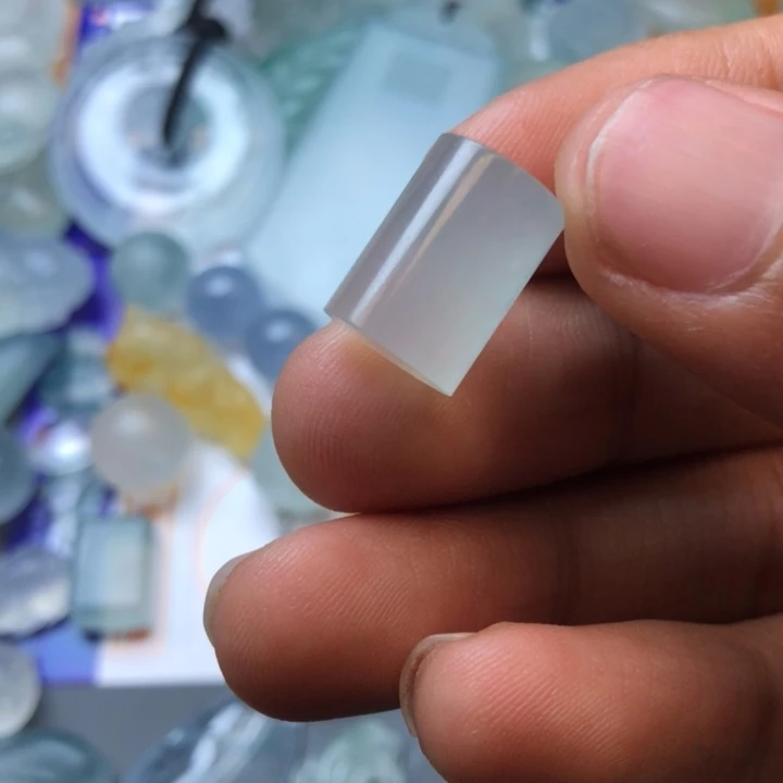 定制翡翠未镶嵌广*隆