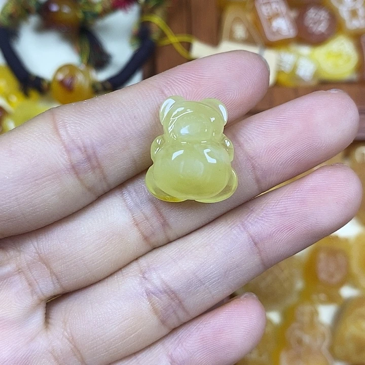 橄榄核吊坠暴力熊40