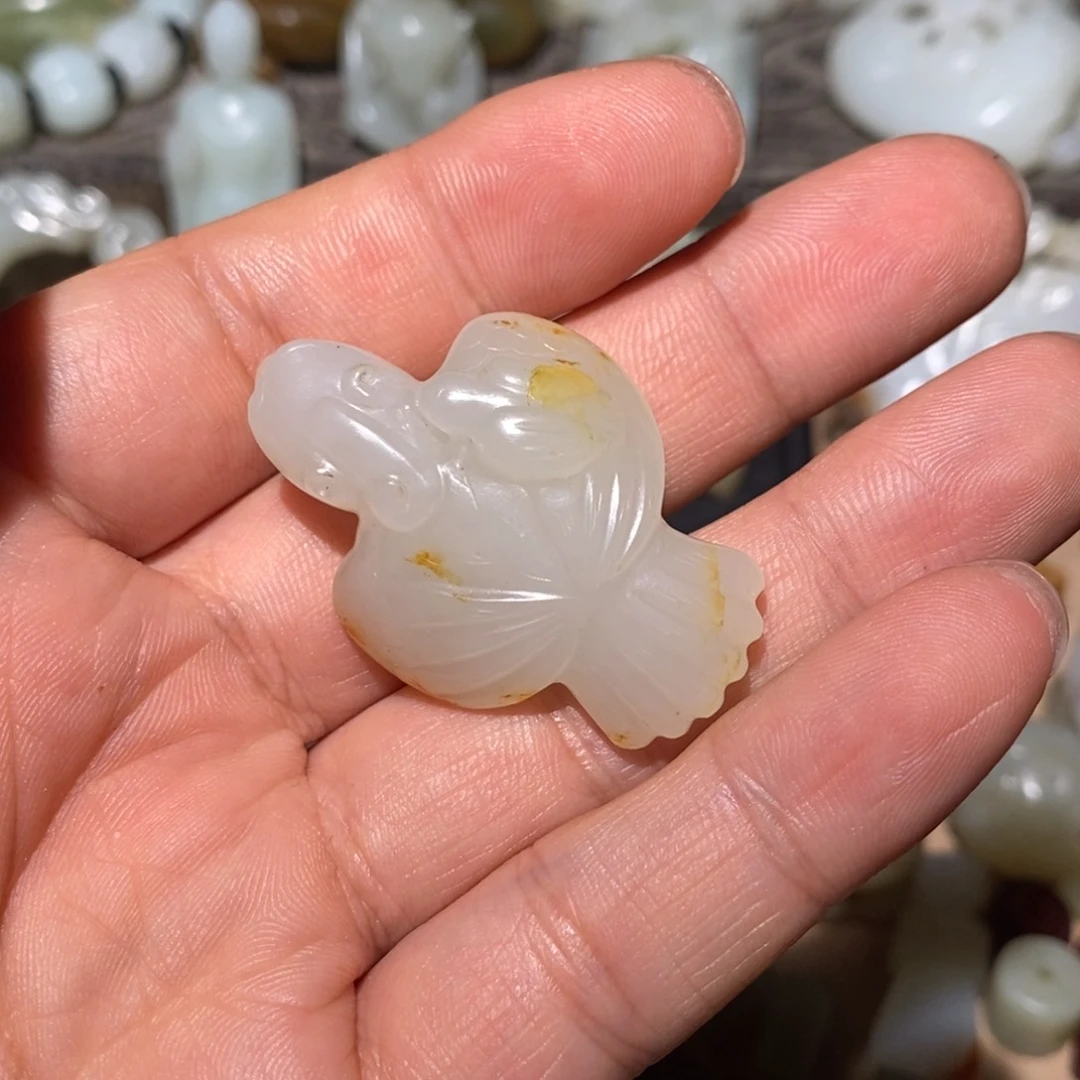 和田玉颈饰未镶嵌龍*