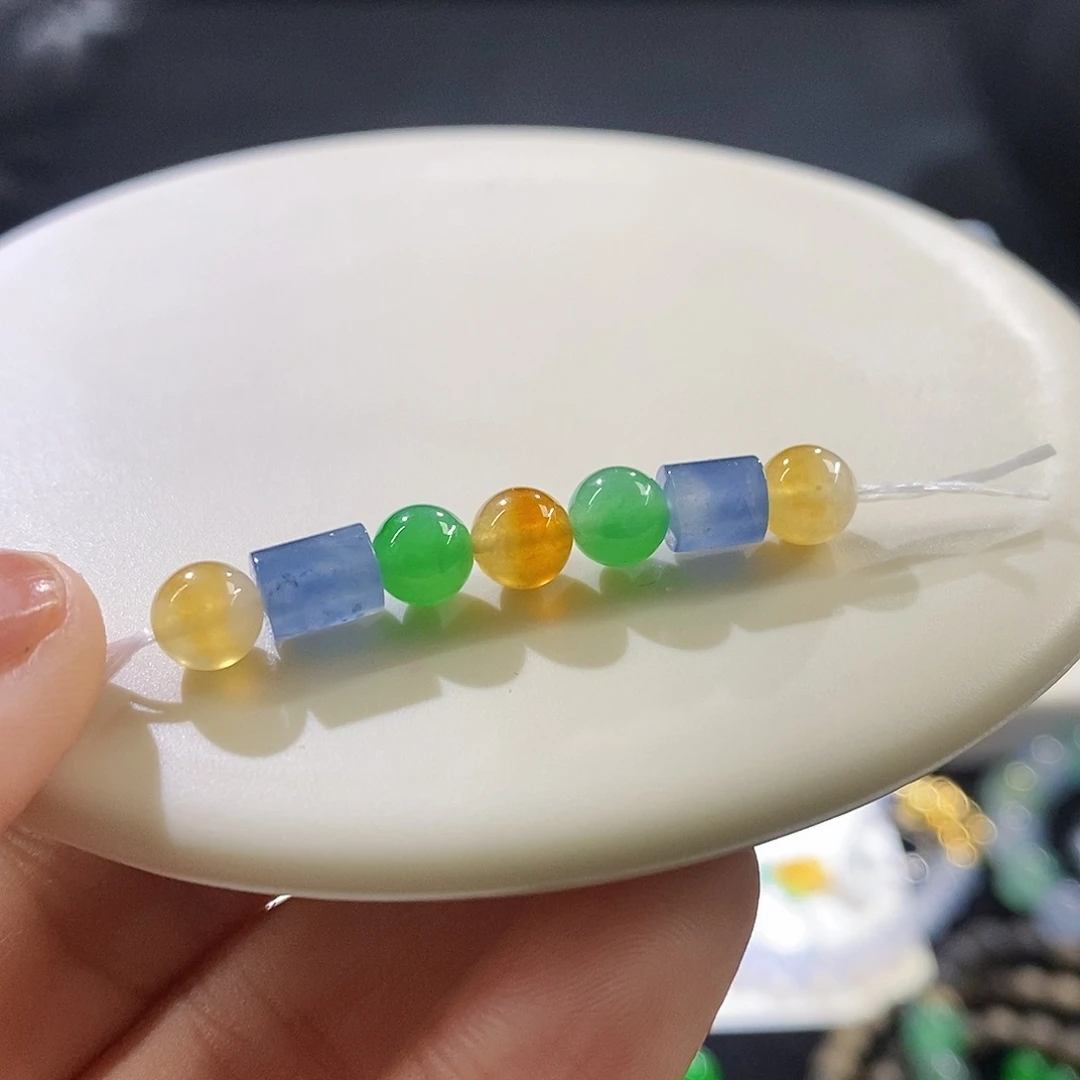 未镶嵌挂件翡翠一组珠珠