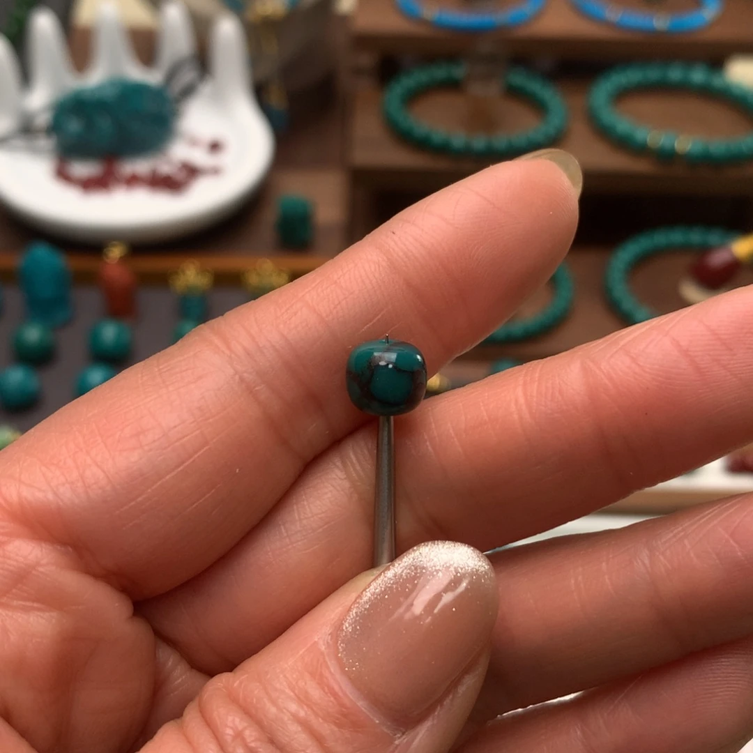 丅***绿松石未镶嵌配饰直径7.8