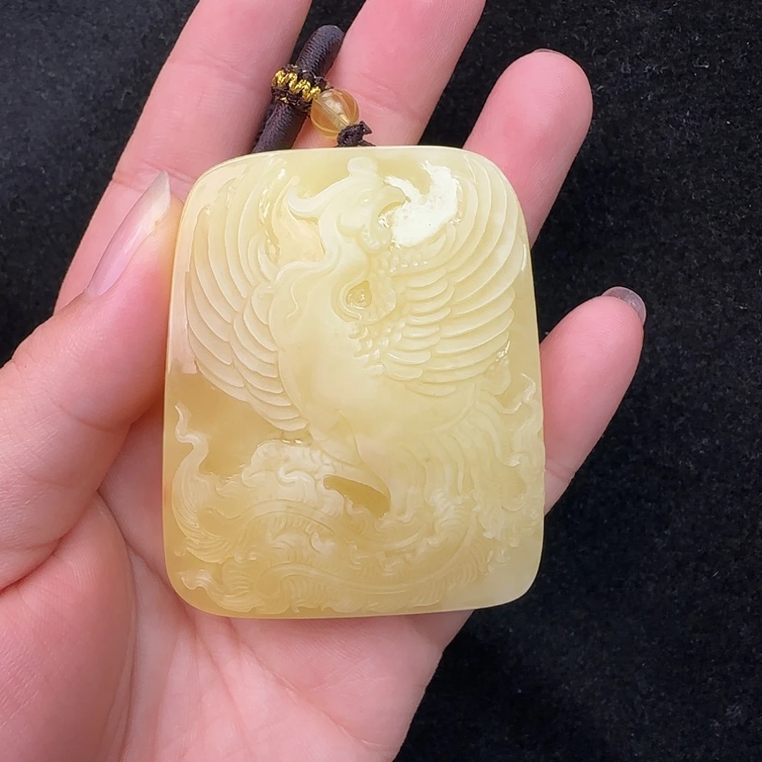 蜜蜡未镶嵌珠宝奇石