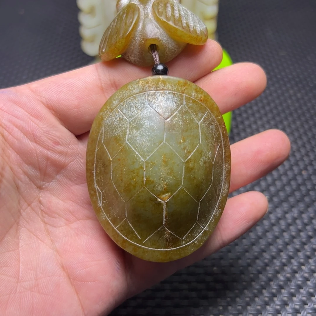 文***。未镶嵌和田玉（糖玉）摆件