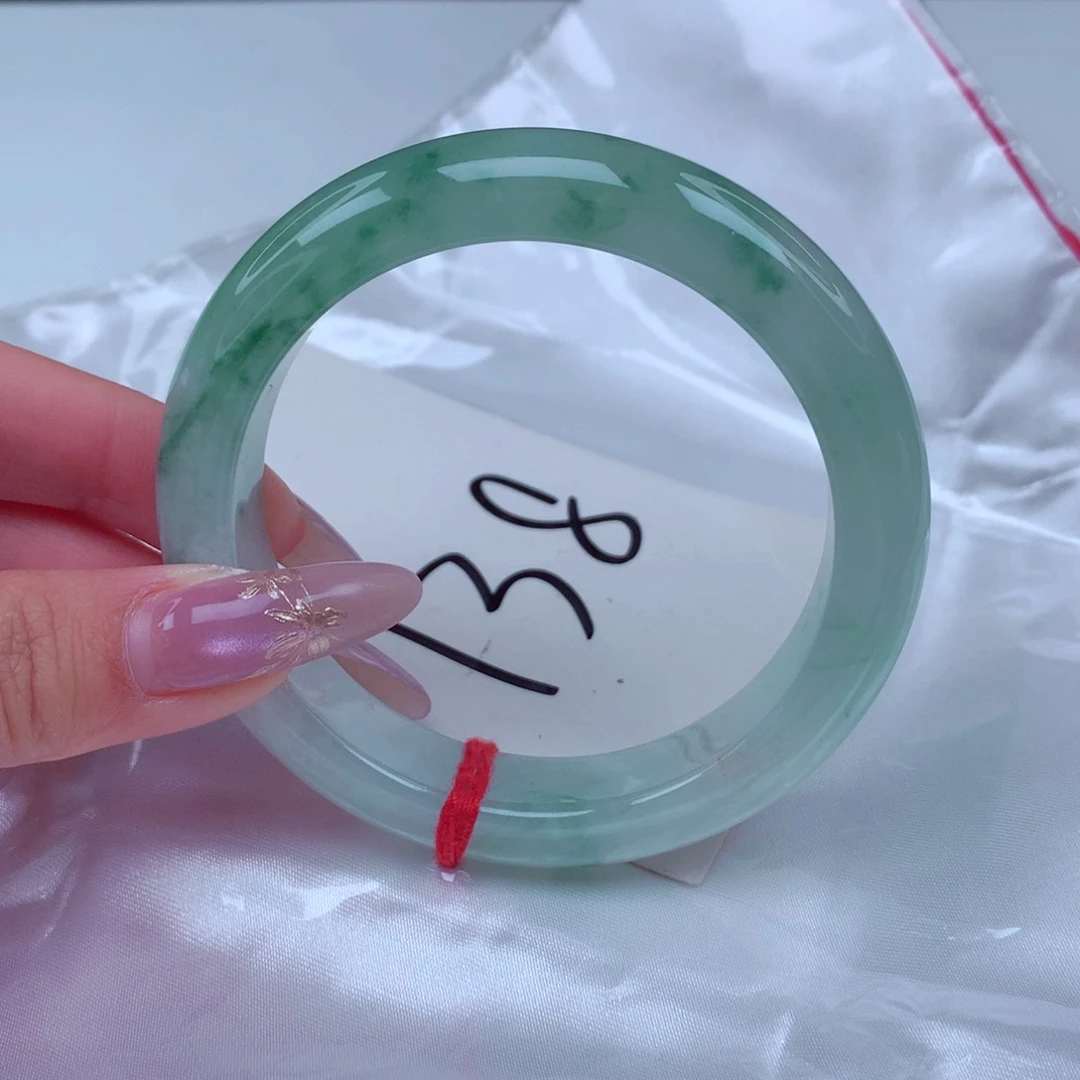 翡翠手镯未镶嵌翡翠55