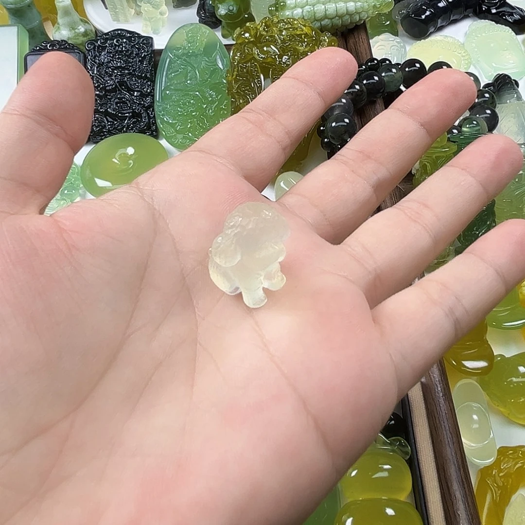 未镶嵌岫玉吊坠(不含链)