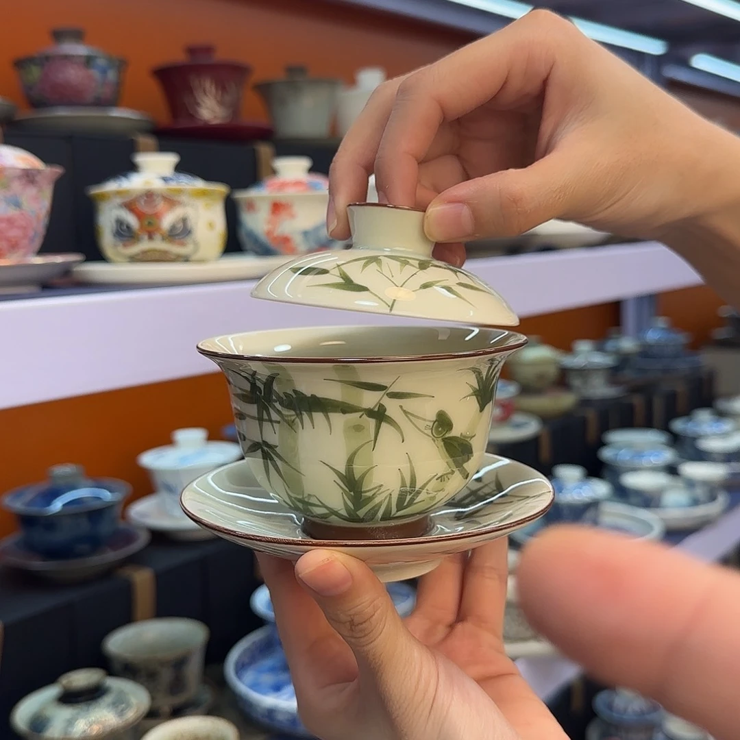 在你心里就是个小孩子啊你说我是谁啊