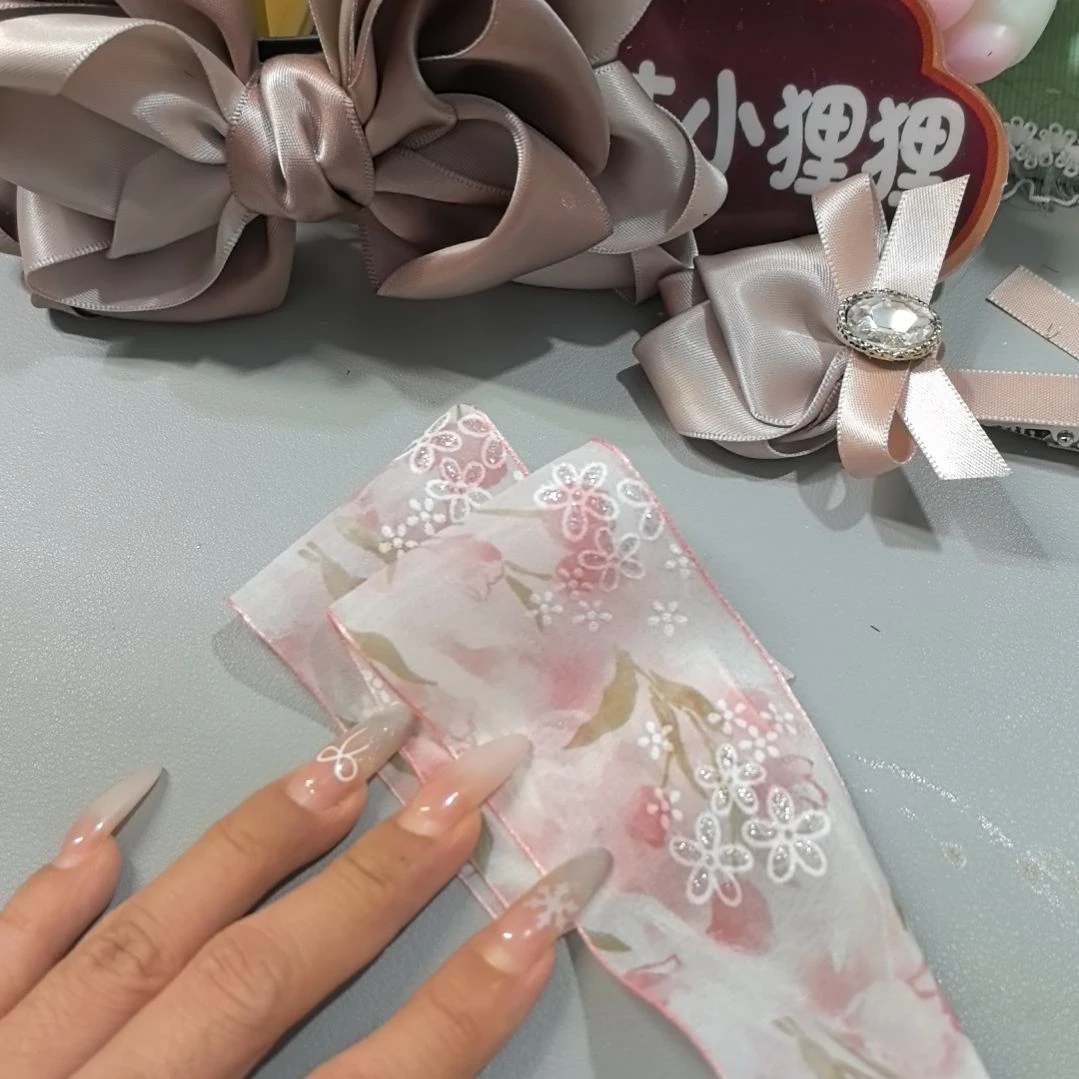 沫小狸狸郁金香花海丝带