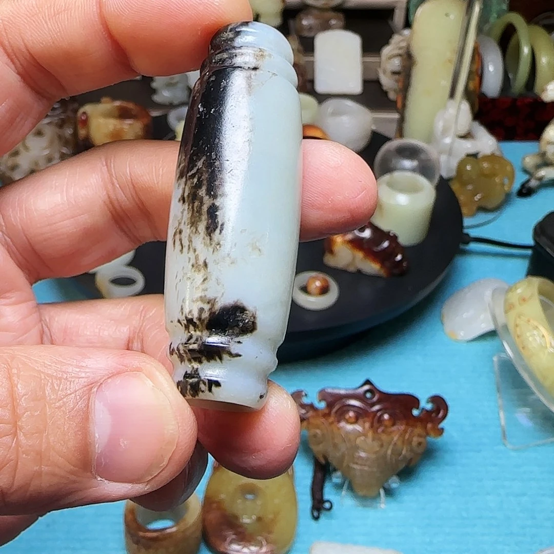 和田玉（糖玉）车挂未镶嵌